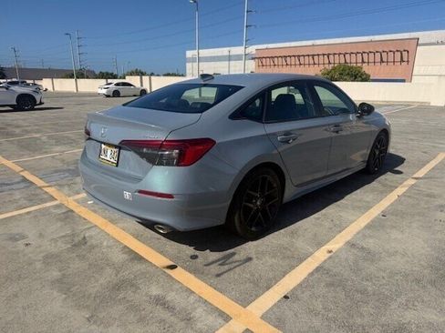 Used 2023 Honda Civic Sport image 8