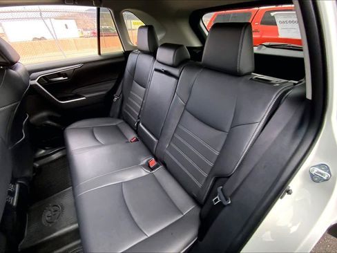 Used 2025 Toyota RAV4 XLE Premium image 17