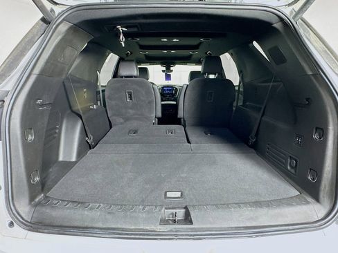 Used 2022 Chevrolet Traverse High Country image 31