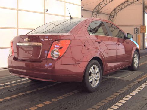 Used 2012 Chevrolet Sonic LT image 5