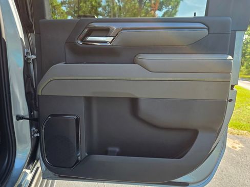 New 2026 Chevrolet Silverado 2500 ZR2 AWD/4WD image 25