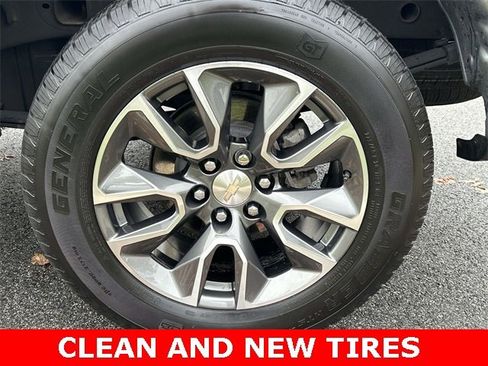 Used 2024 Chevrolet Silverado 1500 LT image 11