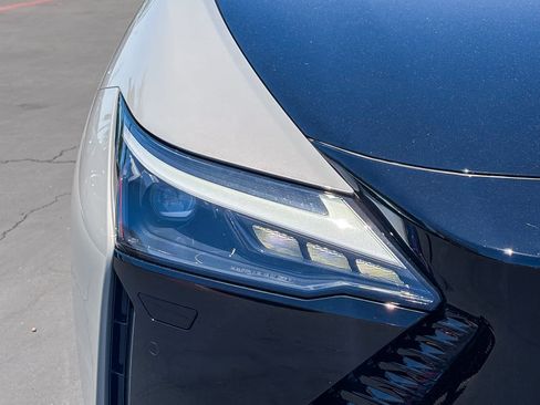 New 2026 Lexus RZ 450e AWD image 7