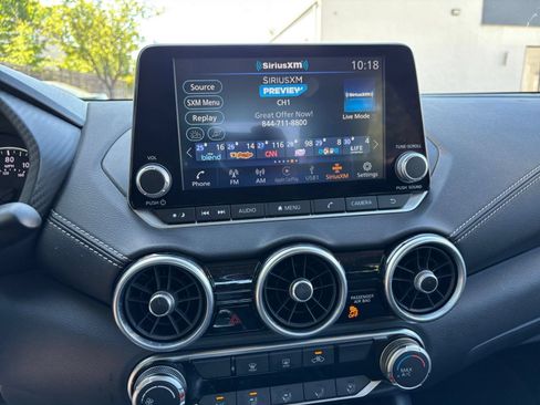 Used 2025 Nissan Sentra SV FWD image 17