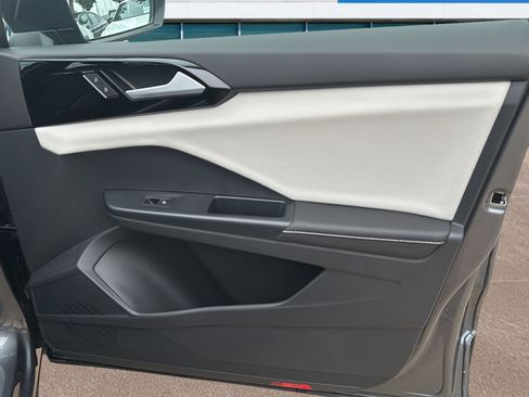 New 2026 Volkswagen Taos S FWD image 10