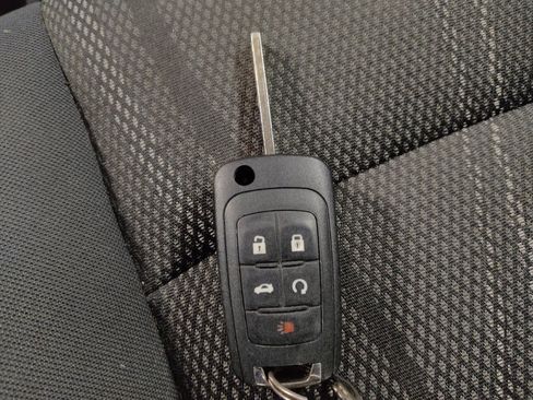 Used 2016 Chevrolet Sonic LT FWD image 32