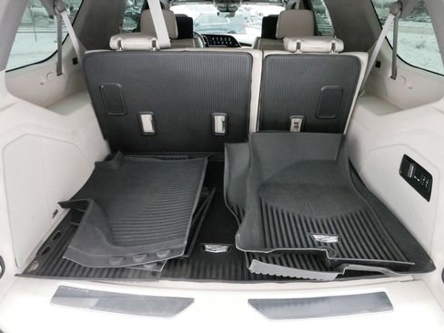 Certified 2023 Cadillac Escalade ESV Sport Platinum image 18