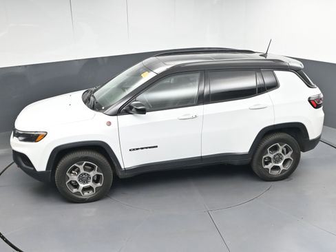 Used 2022 Jeep Compass Trailhawk w/ Trailhawk Elite Group image 36