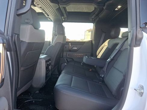 New 2025 GMC Hummer EV 2X image 7