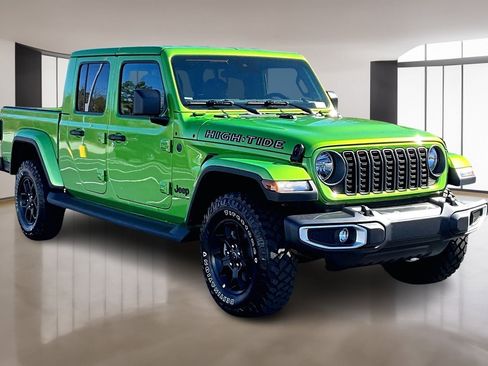 New 2025 Jeep Gladiator Sport image 1