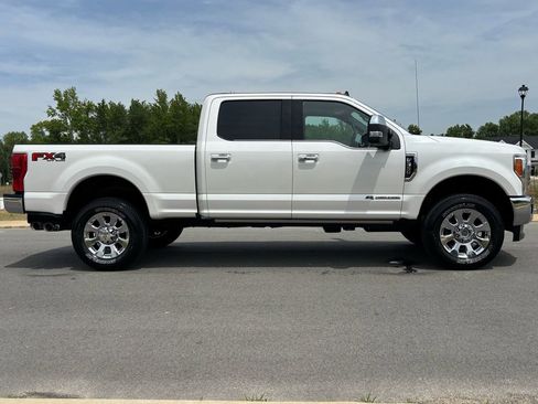 Used 2019 Ford F350 King Ranch w/ King Ranch Ultimate Package AWD/4WD image 3