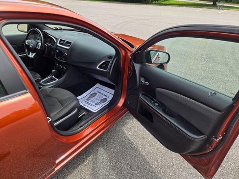 Used 2012 Dodge Avenger SXT w/ Cold Weather Group FWD image 23