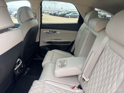 Used 2022 Genesis GV70 3.5T Sport w/ Sport Prestige Package image 35