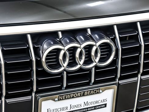 Used 2021 Audi Q3 2.0T Premium w/ Convenience Package image 13