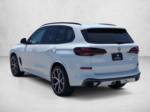 New 2026 BMW X5 xDrive50e w/ M Sport Package AWD/4WD image 8