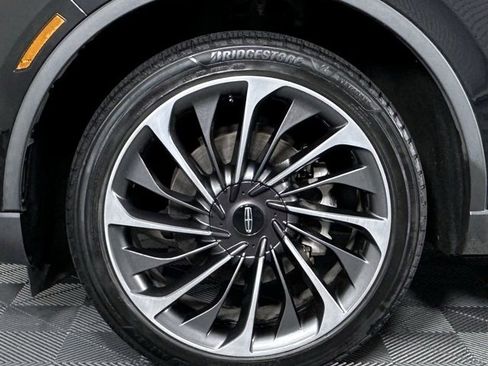 Used 2021 Lincoln Aviator Reserve w/ Equipment Group 201A image 13