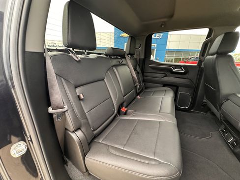 Used 2025 GMC Sierra 1500 SLT image 35