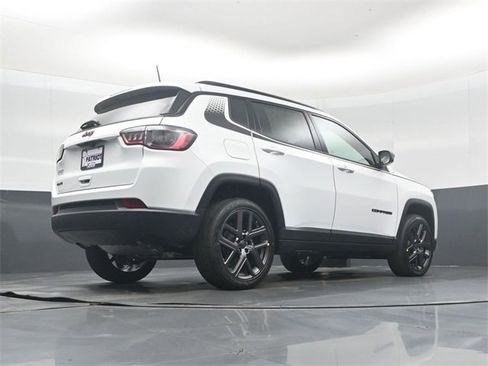 New 2026 Jeep Compass Latitude image 40