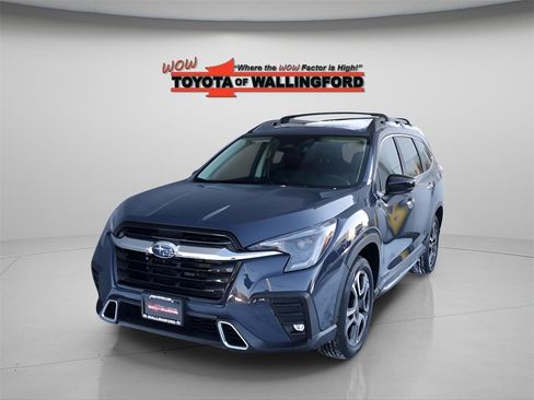 Used 2024 Subaru Ascent Touring image 1