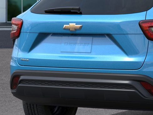New 2026 Chevrolet Trax LS FWD image 14