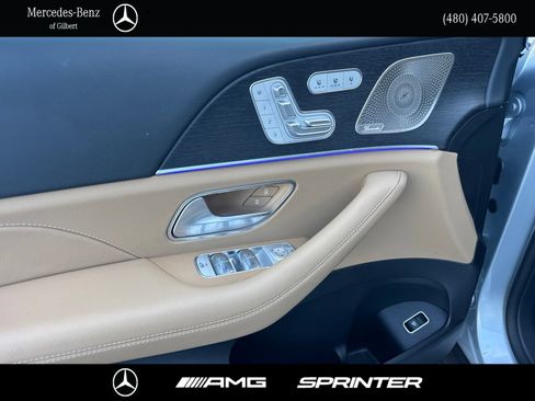 Used 2025 Mercedes-Benz GLE 350 4MATIC image 13
