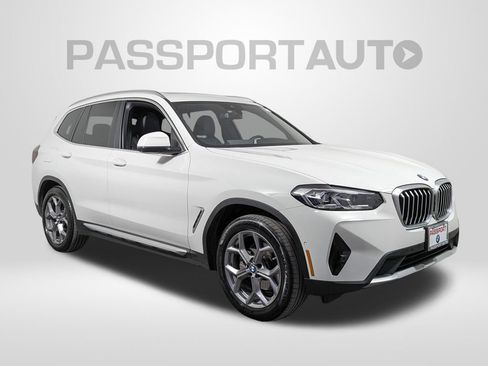 Certified 2023 BMW X3 xDrive30i w/ Premium Package image 9