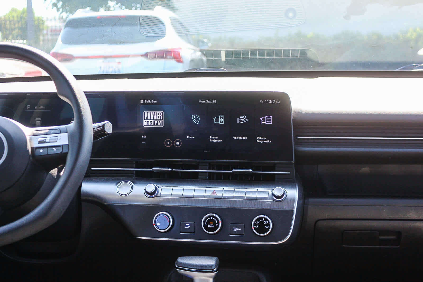 Certified 2024 Hyundai Kona SE FWD image 17