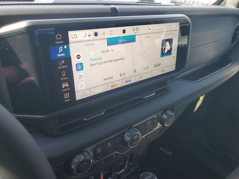 New 2026 Jeep Gladiator Mojave w/ Safety Group image 13