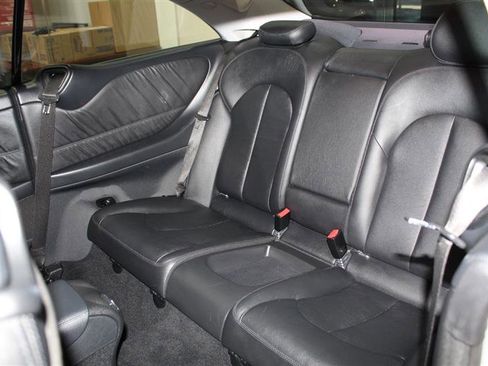 Used 2006 Mercedes-Benz CLK 350 Coupe image 22