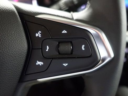 New 2026 Chevrolet Trax LT w/ LT Convenience Package FWD image 13