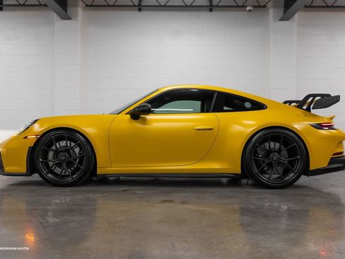 Used 2022 Porsche 911 GT3 RWD image 7