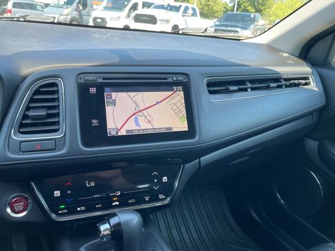 Used 2016 Honda HR-V EX-L image 18