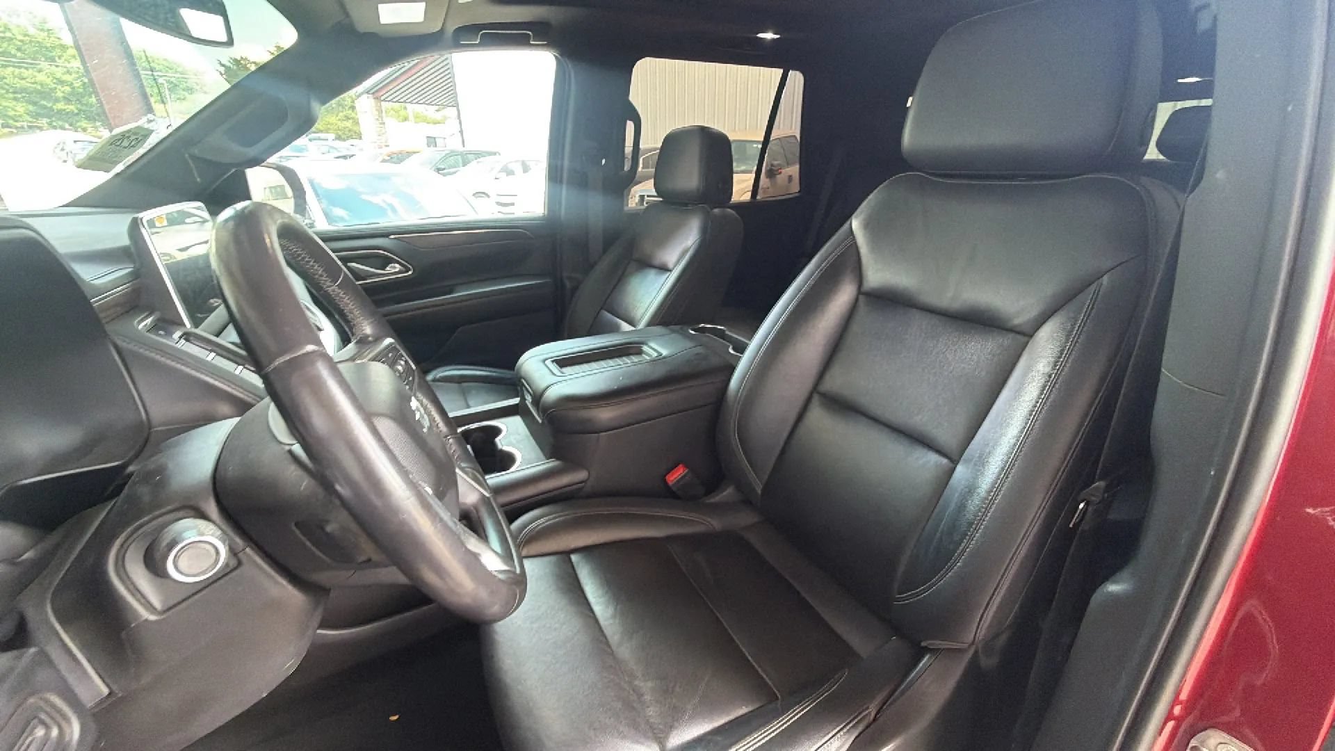 Used 2021 Chevrolet Tahoe Z71 w/ Max Trailering Package AWD/4WD image 8