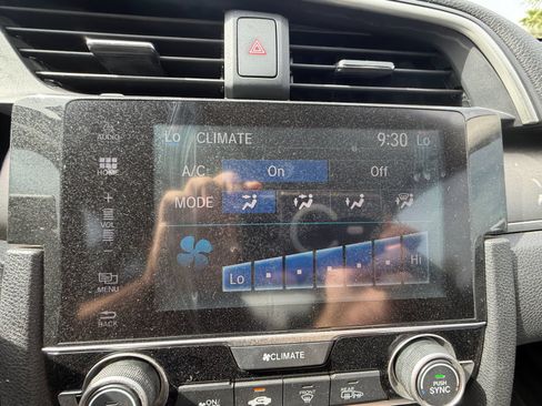 Used 2016 Honda Civic EX-T image 17