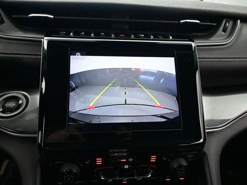 Used 2021 Jeep Grand Cherokee L Laredo w/ Luxury Tech Group I image 19