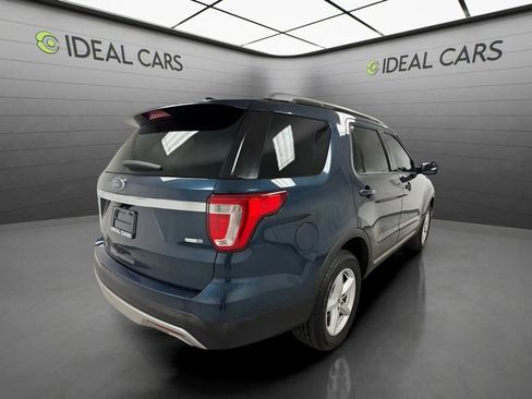 Used 2016 Ford Explorer XLT AWD/4WD image 5