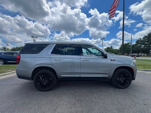 Used 2024 GMC Yukon Denali AWD/4WD image 4