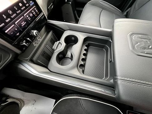 New 2026 RAM 3500 Laramie AWD/4WD image 29