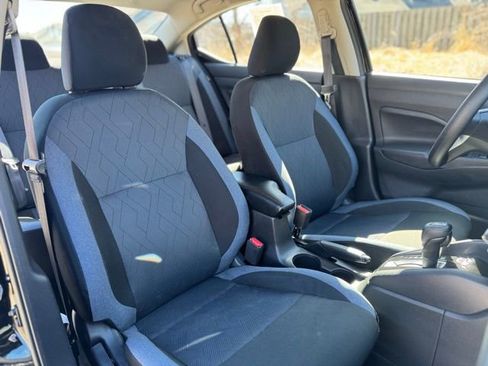 Used 2025 Nissan Versa SV image 19