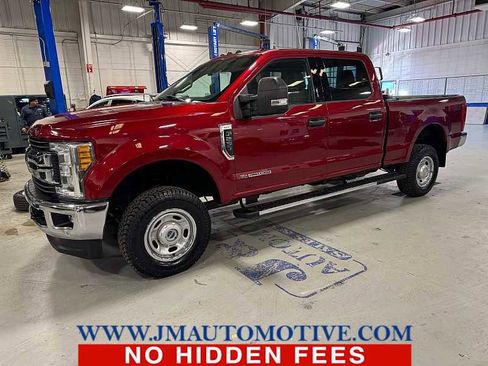 Used 2017 Ford F250 XLT w/ XLT Value Package image 1