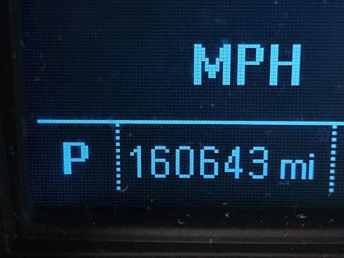 Used 2017 Chevrolet Equinox LT w/ Midnight Edition FWD image 16