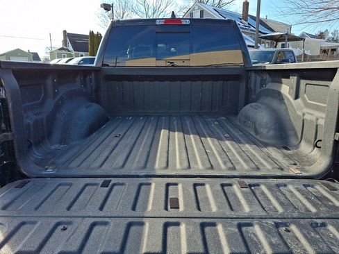 Used 2020 RAM 1500 Limited w/ Black Appearance Package image 14