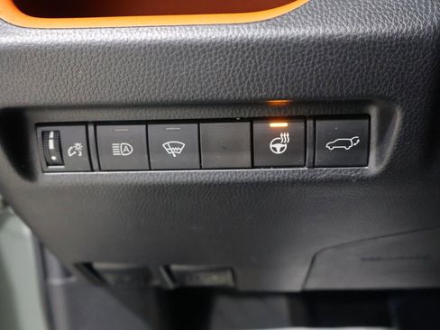 Used 2019 Toyota RAV4 Adventure image 31