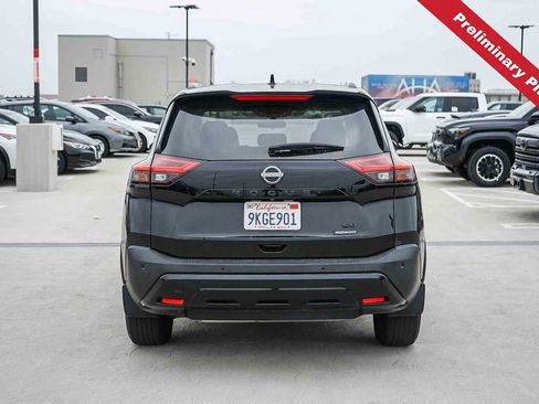 Used 2023 Nissan Rogue SV w/ SV Premium B Package FWD image 7