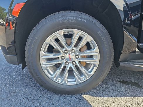 Used 2023 GMC Yukon SLT RWD image 36