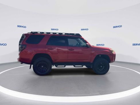 Used 2021 Toyota 4Runner SR5 Premium w/ Moonroof Package AWD/4WD image 9