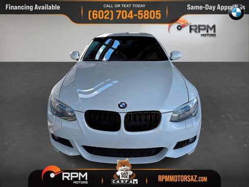 Used 2013 BMW 335i Convertible image 2