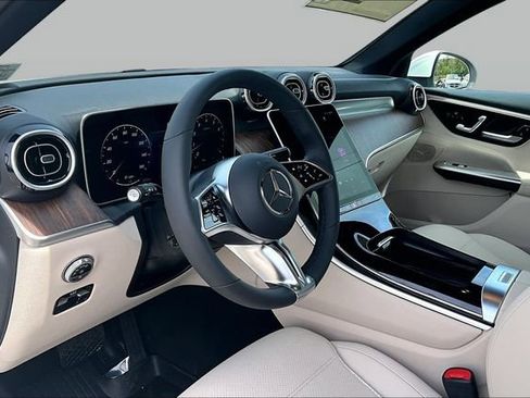 New 2026 Mercedes-Benz GLC 300 4MATIC image 8