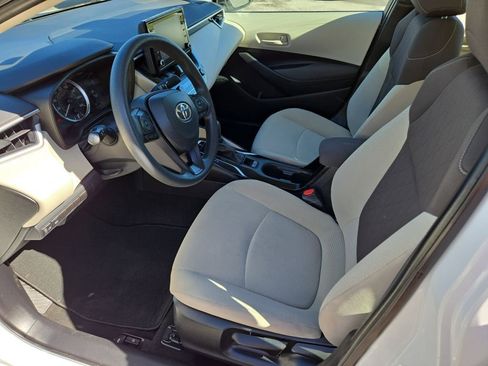 Used 2022 Toyota Corolla LE image 14