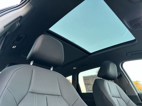 New 2025 Audi Q6 e-tron Premium image 16